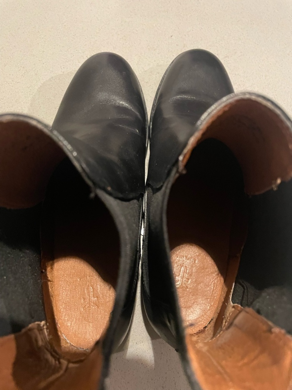 Frye Chelsea Boot - Picture 4 of 7